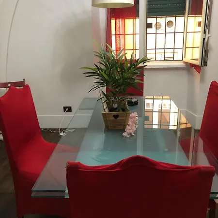 Affaccio Su Piazza Navona Roma